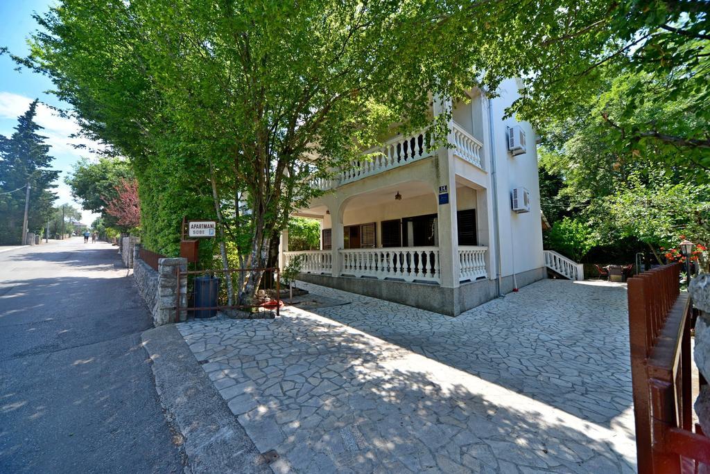 Apartments Karmelic Малинска Номер фото