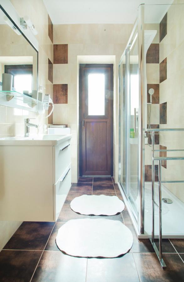 Apartments Karmelic Малинска Экстерьер фото
