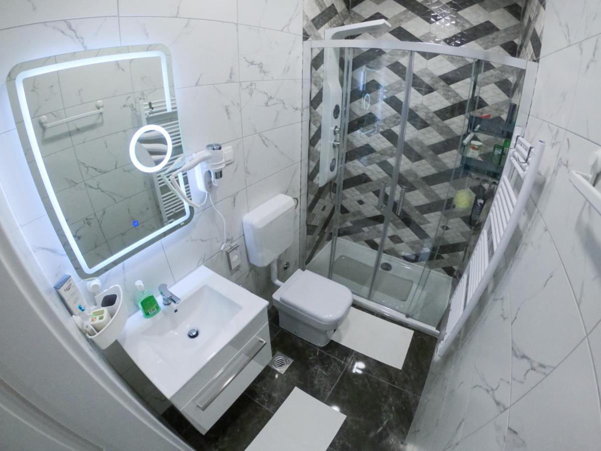 Apartments Karmelic Малинска Экстерьер фото